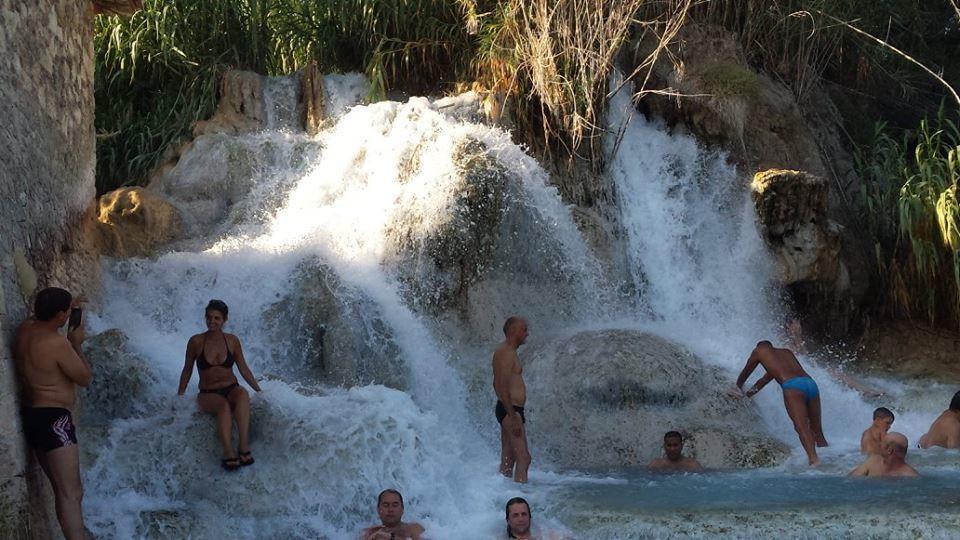 Agriturismo Sugheretello Semproniano Kültér fotó