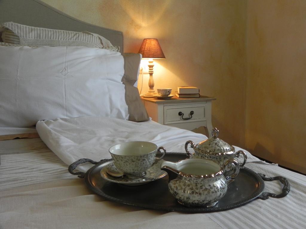 Agriturismo Sugheretello Semproniano Szoba fotó