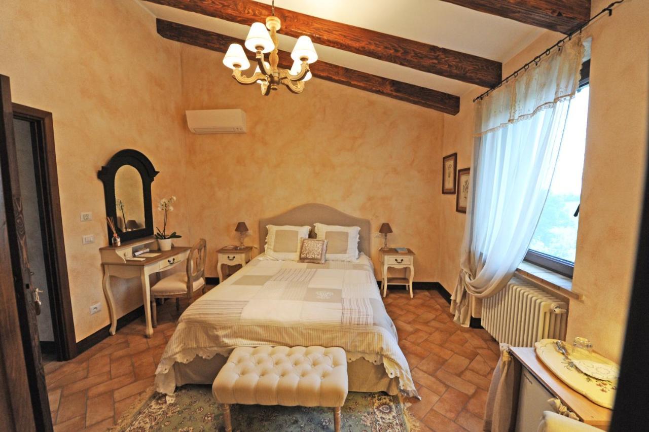 Agriturismo Sugheretello Semproniano Kültér fotó